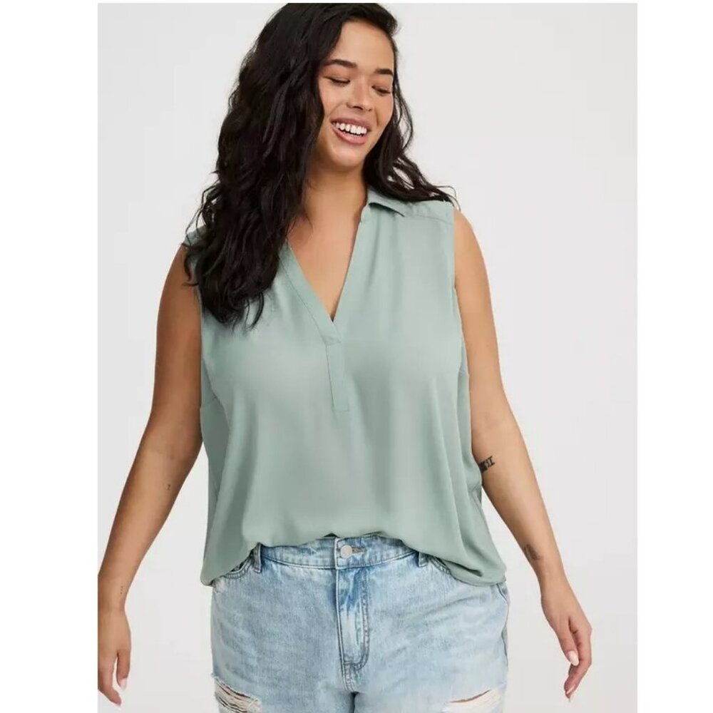 Torrid Harper Georgette Pullover Sleeveless Blouse Size 4X Light Green V-neck